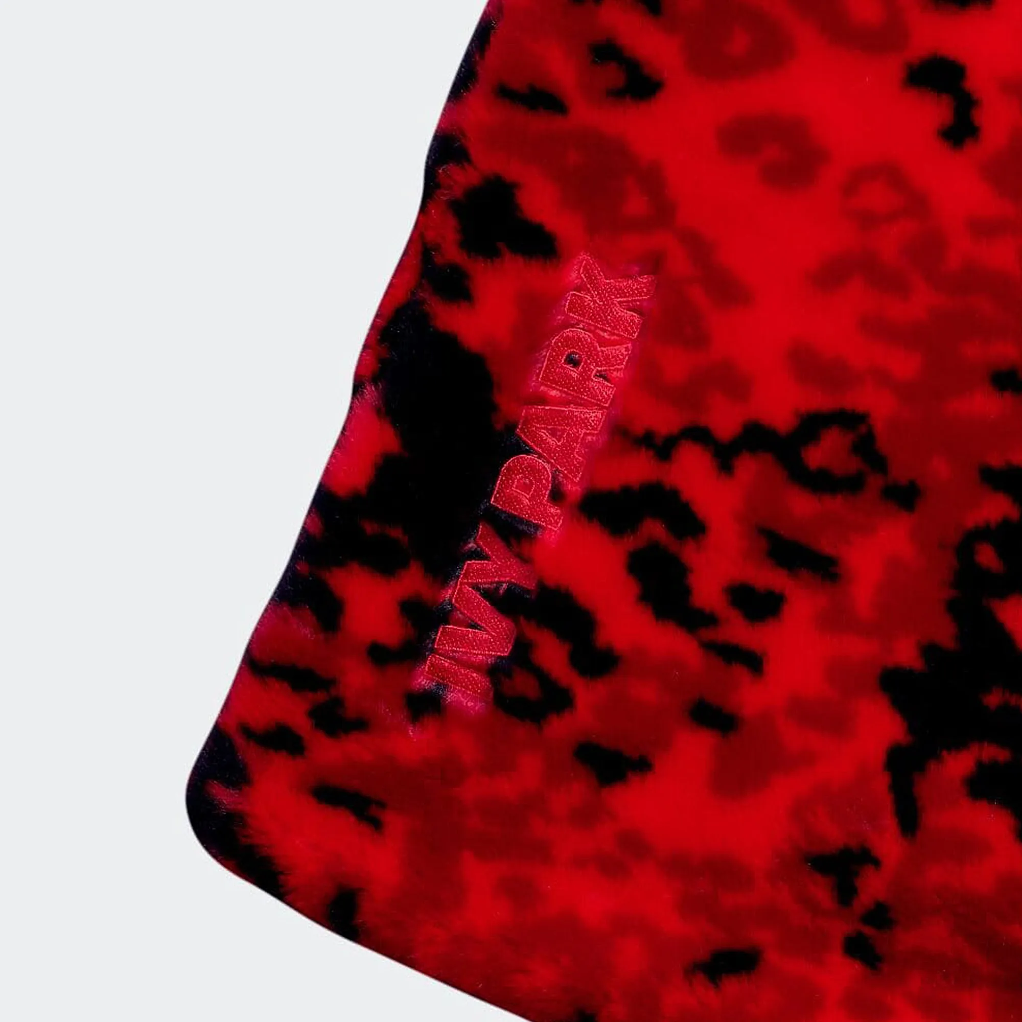 Adidas x Ivy Park Fur Scarf 'Chewoo/Red'