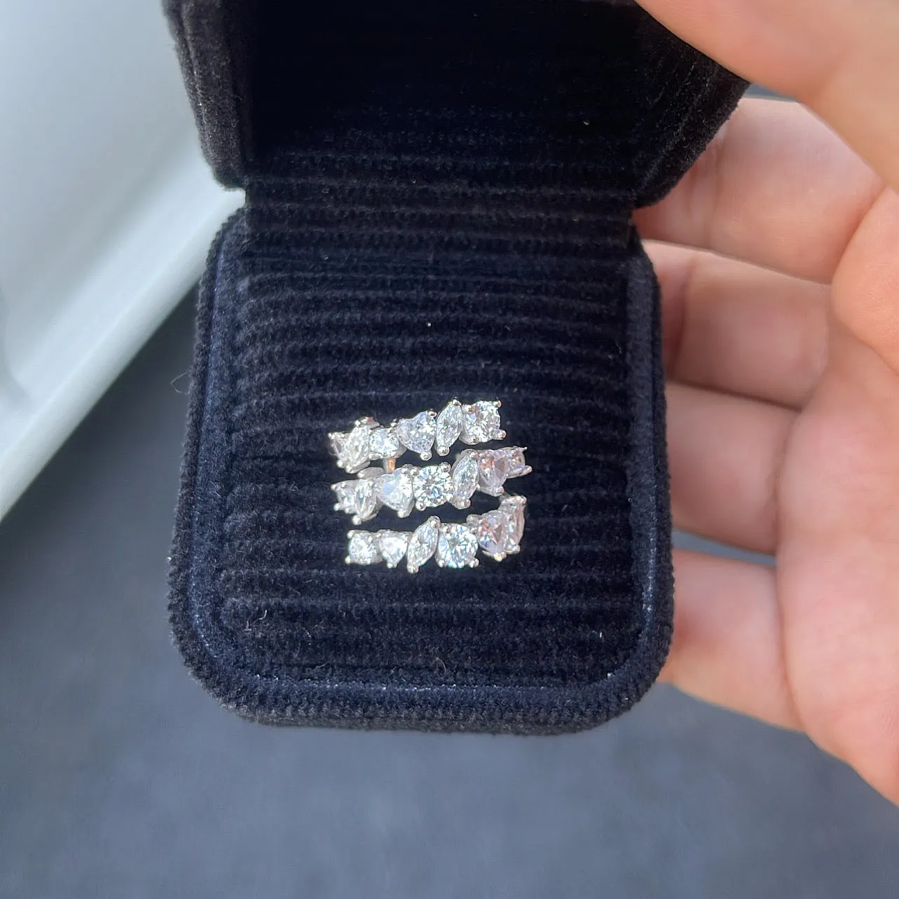 ALEXA MOISSANITE RING