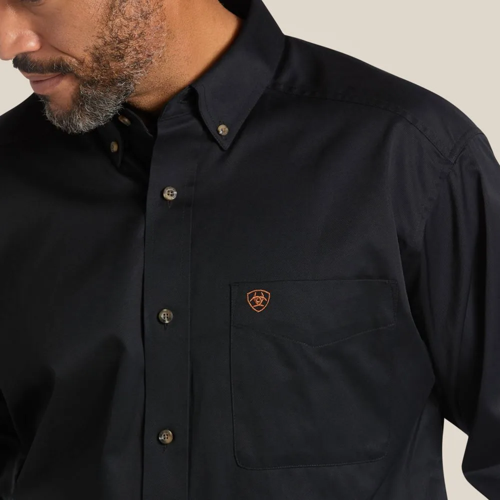 'Ariat' Men's Solid Twill Classic Fit Button Down - Black