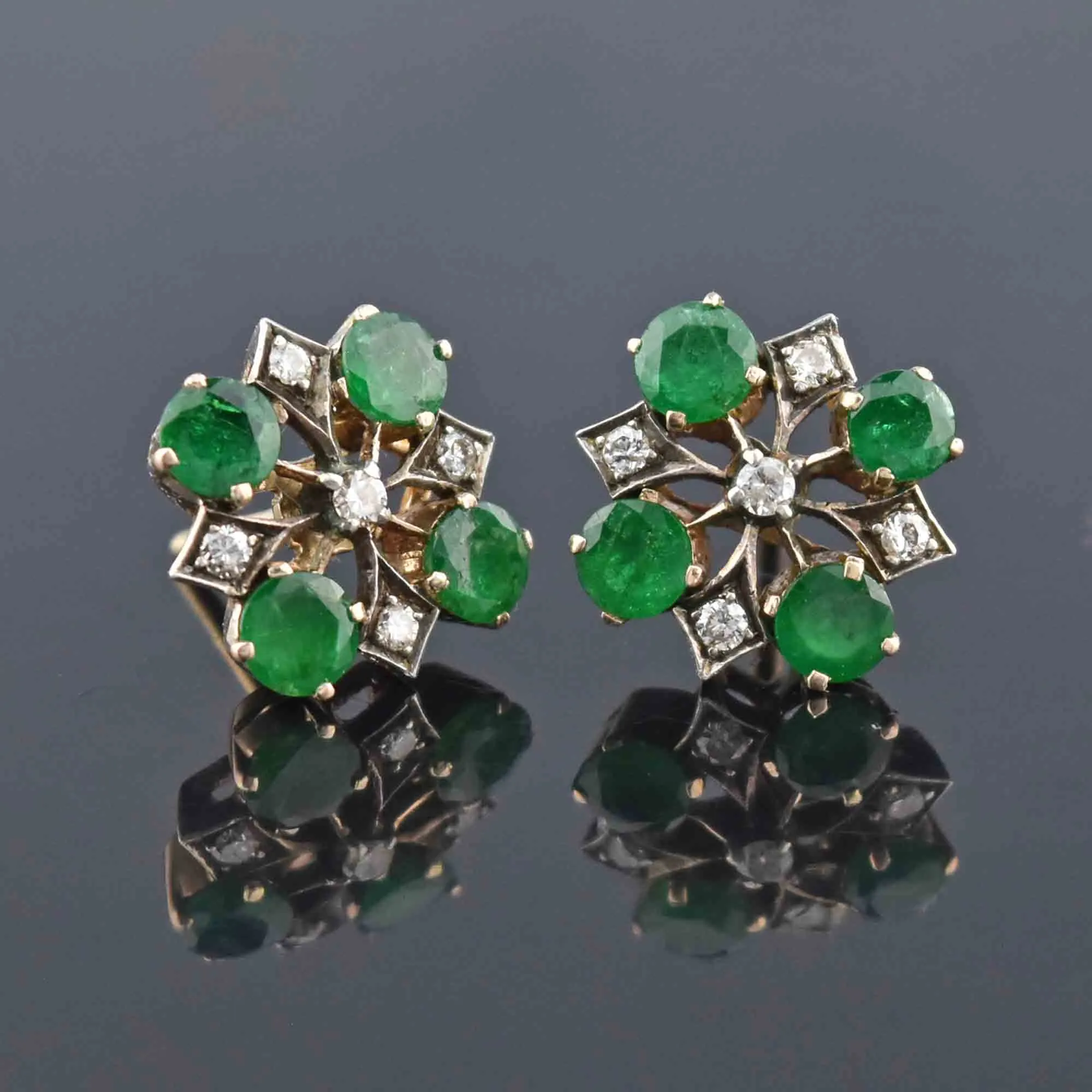 Art Deco Design Emerald & Diamond Stud Earrings