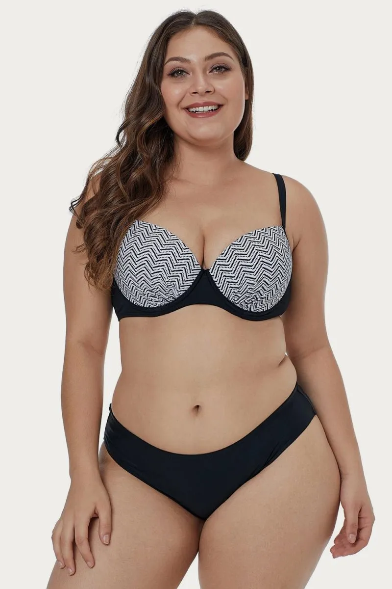 Bikini-Set in Übergröße mit Wellen-Print