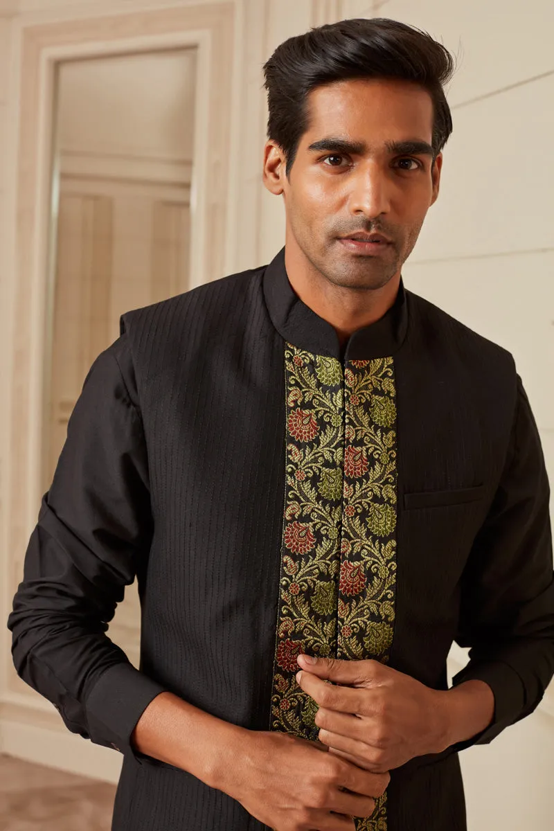 Contrast Kurta Bundi Set