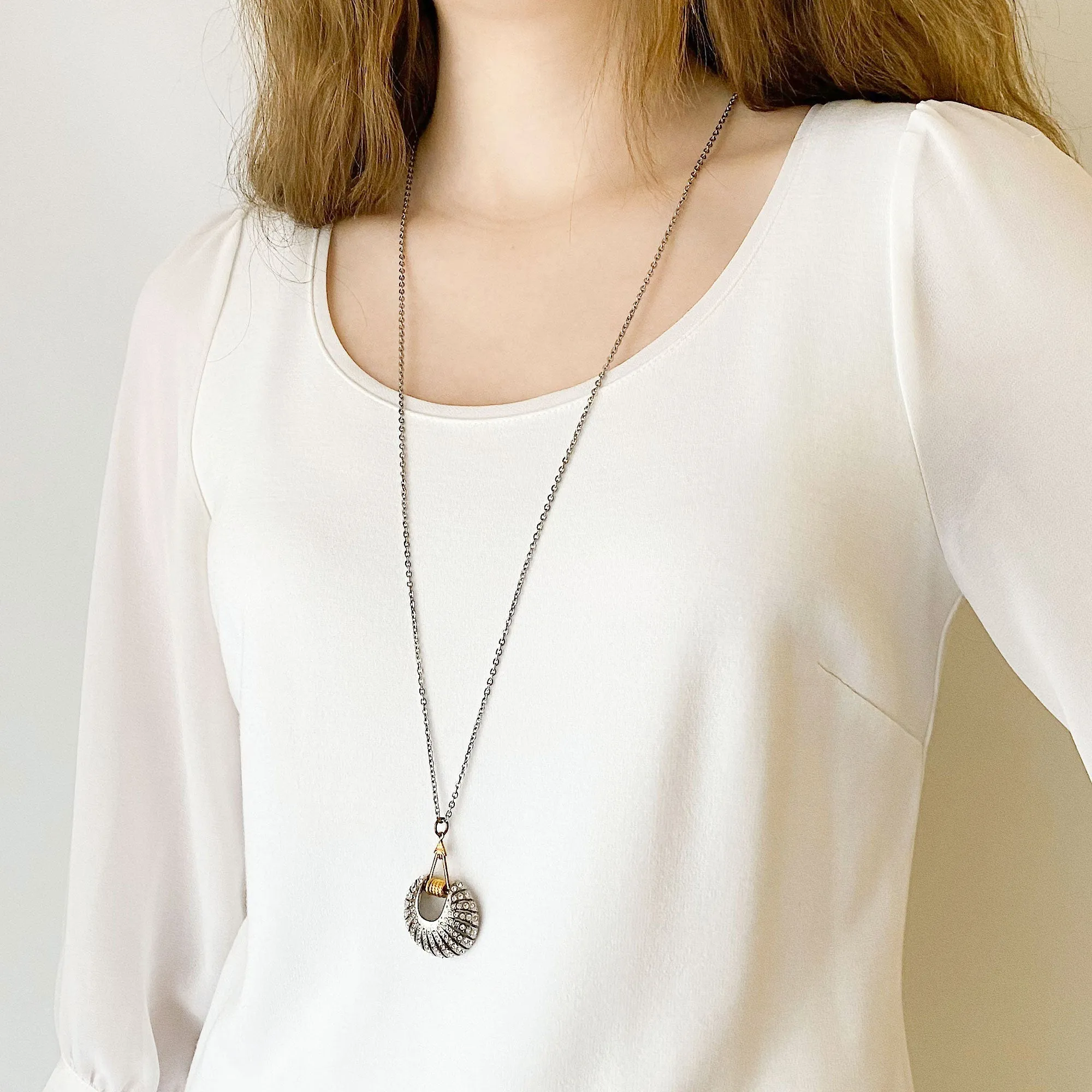 DANGELA vintage crystal shell pendant necklace