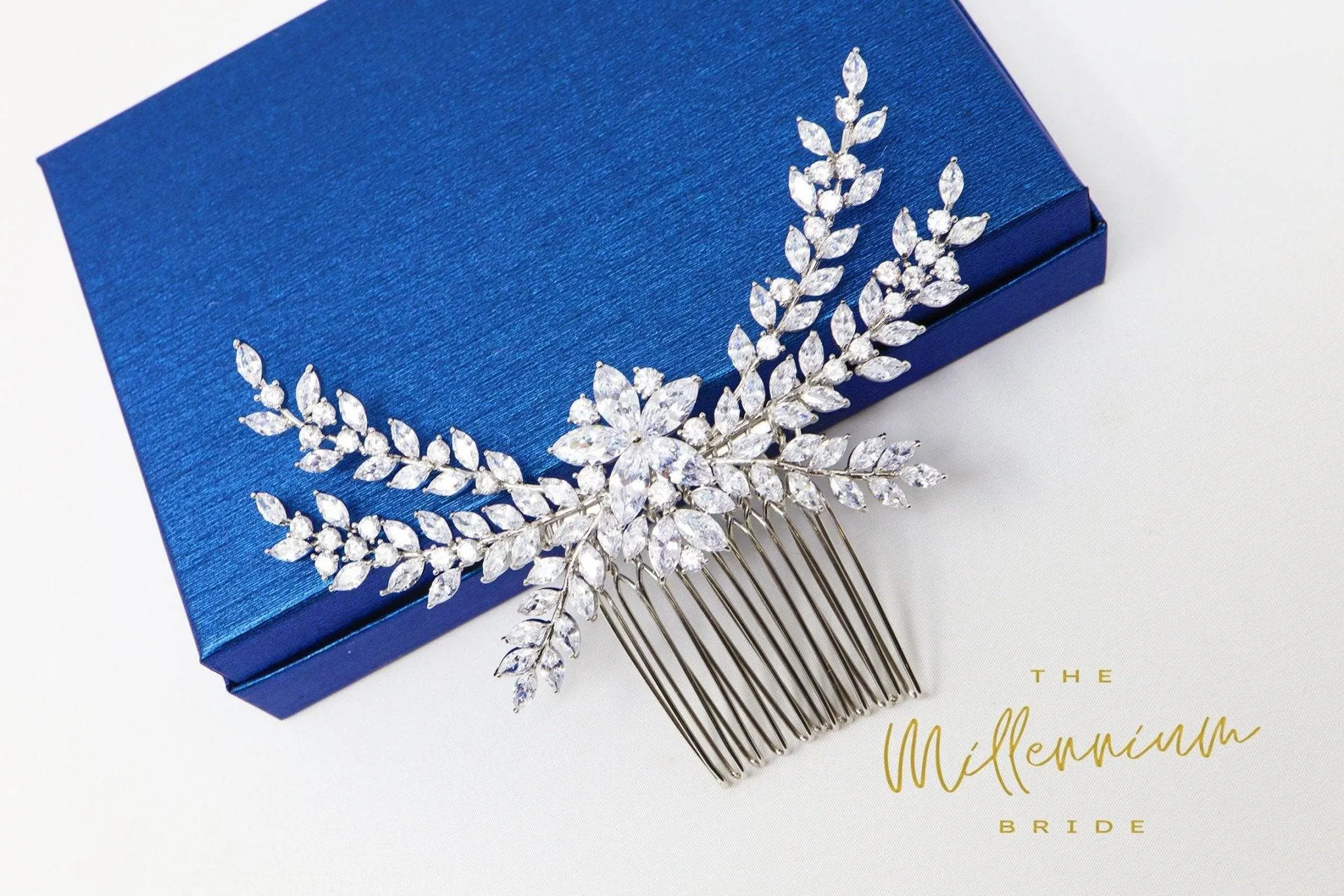 Diamond Floral Vine Leaves Bridal Hair Comb, Bridal Hair Piece, Bridal Hair Accessories, Wedding Hair Accessory, Bridal Hair Comb.