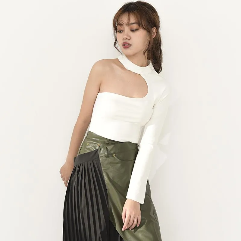 Nanako O-Neck Long Sleeve Crop Top- White