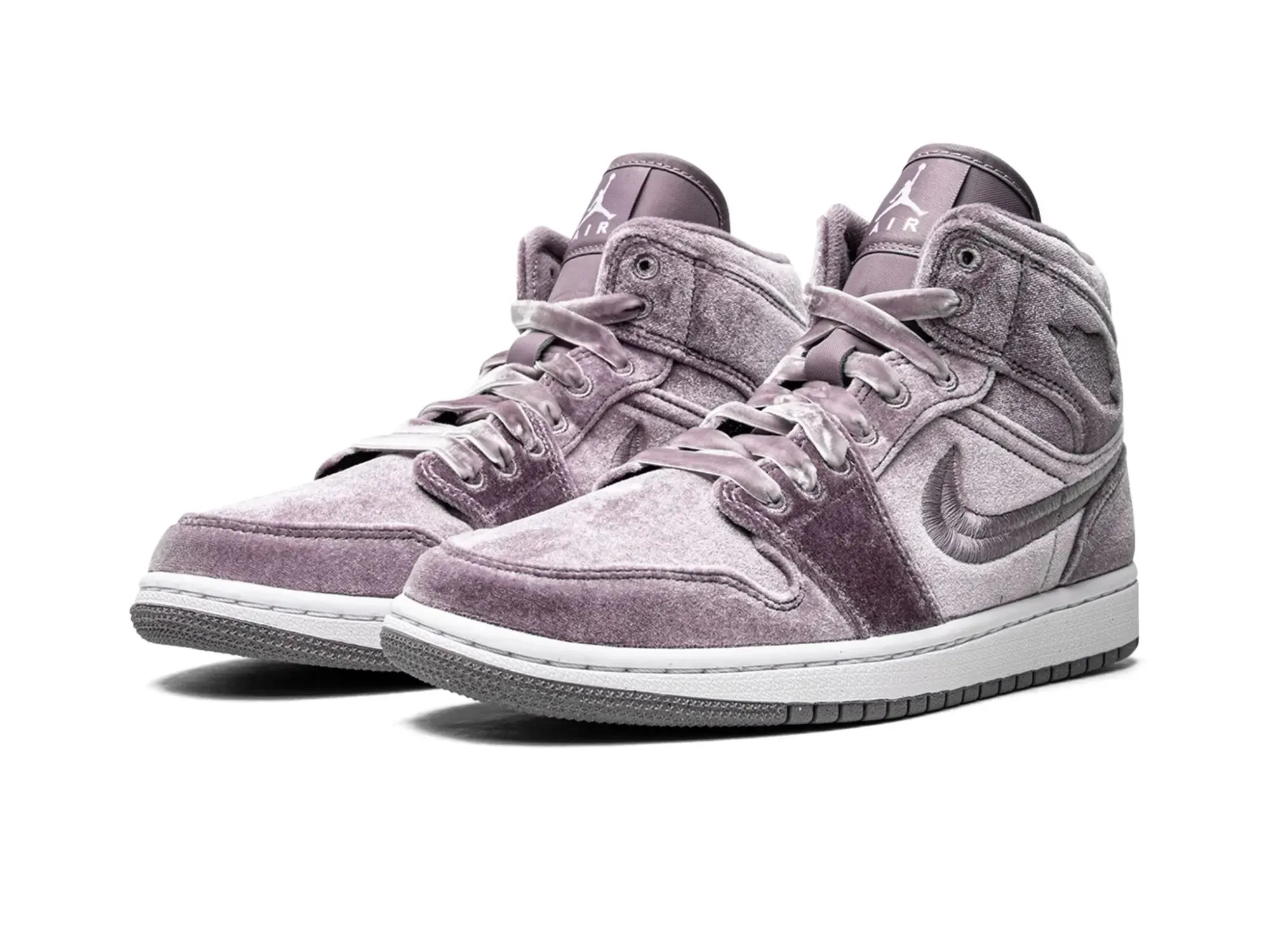 Nike Air Jordan 1 Mid SE "Purple Velvet"