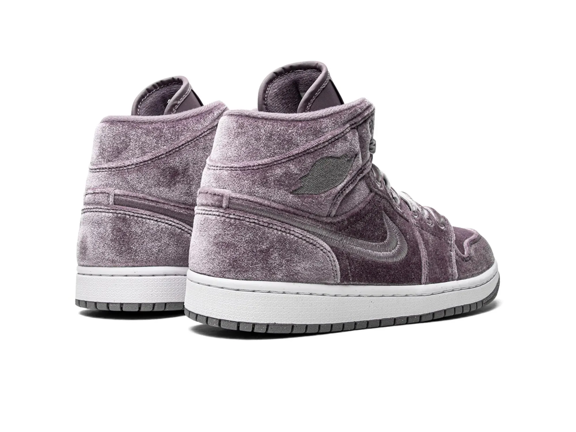 Nike Air Jordan 1 Mid SE "Purple Velvet"