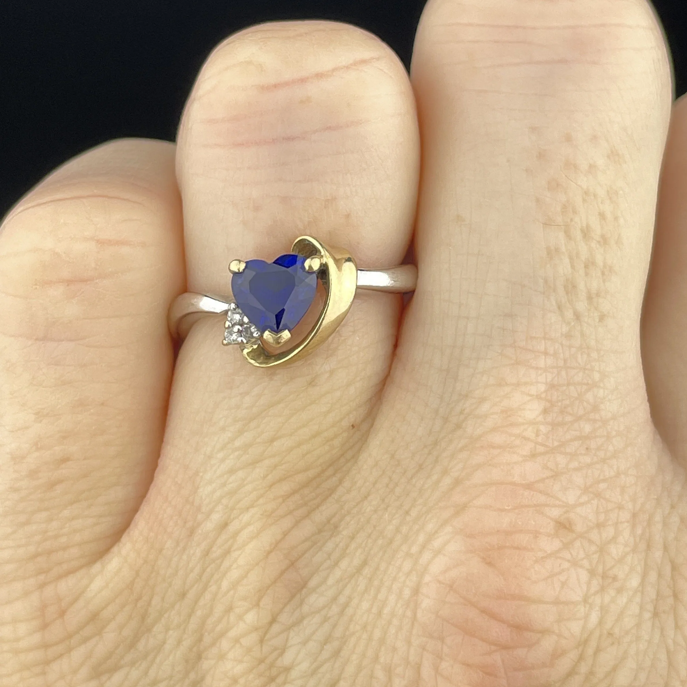 Vintage 10K White and Yellow Gold Diamond Sapphire Heart Ring, Sz 6 1/4